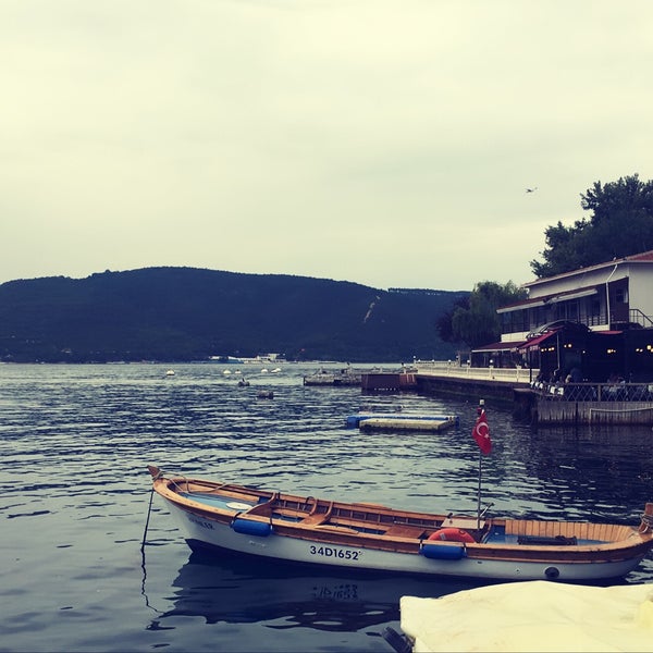 Снимок сделан в Kavak &amp; Doğanay Restaurant пользователем Merve👩🏼‍🏫🦂 7/14/2019