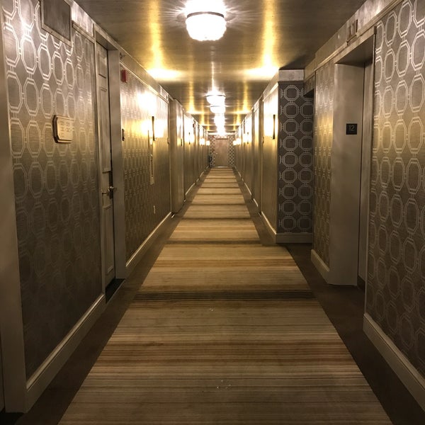 6/14/2017 tarihinde Bryan T.ziyaretçi tarafından Loews Madison Hotel'de çekilen fotoğraf