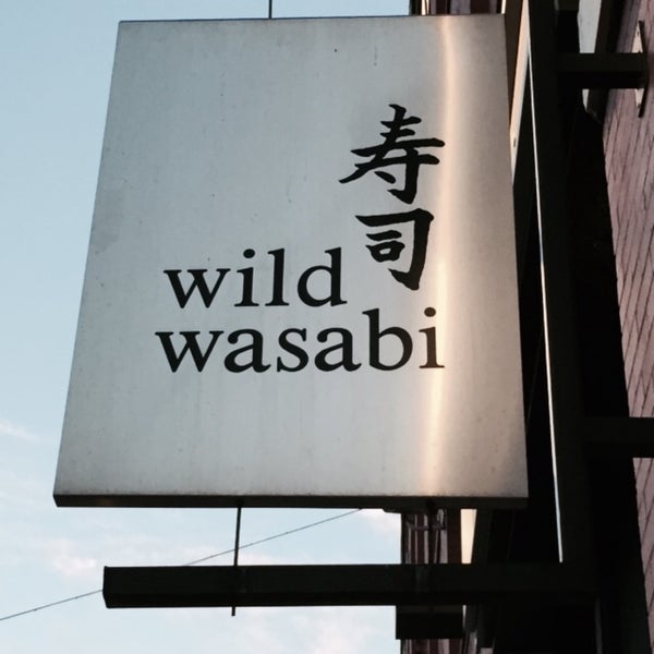 รูปภาพถ่ายที่ Wild Wasabi โดย Bryan T. เมื่อ 3/25/2015