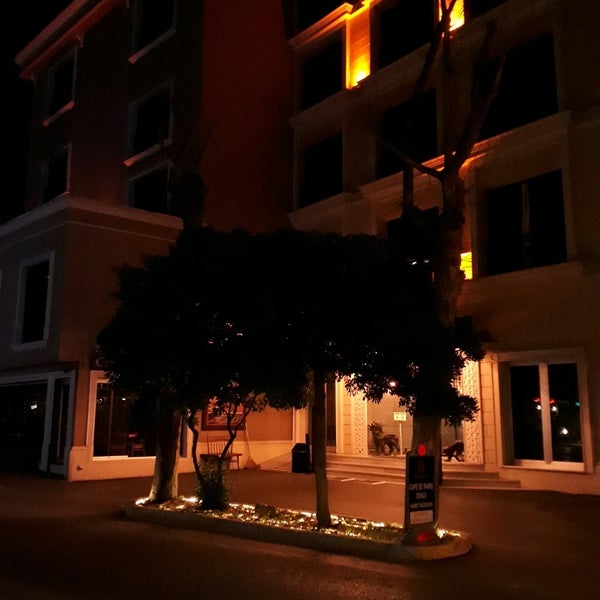 7/5/2020にBerna G.がSuadiye Hotelで撮った写真