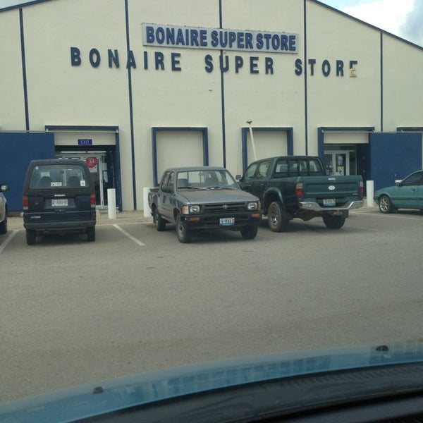 Bonaire Superstore Department Store