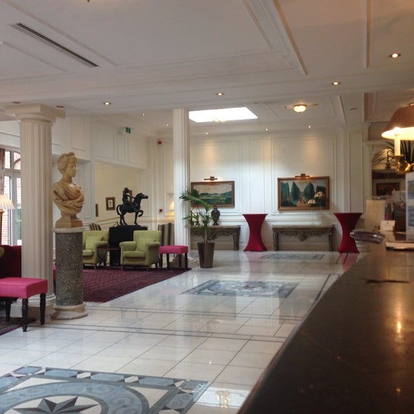 Foto scattata a Stanhope Hotel da Koen il 5/9/2014