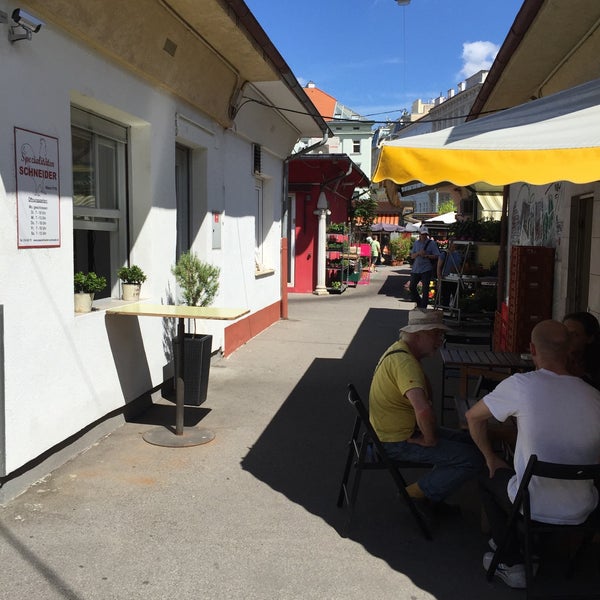7/30/2016 tarihinde Fred P.ziyaretçi tarafından Karmelitermarkt'de çekilen fotoğraf