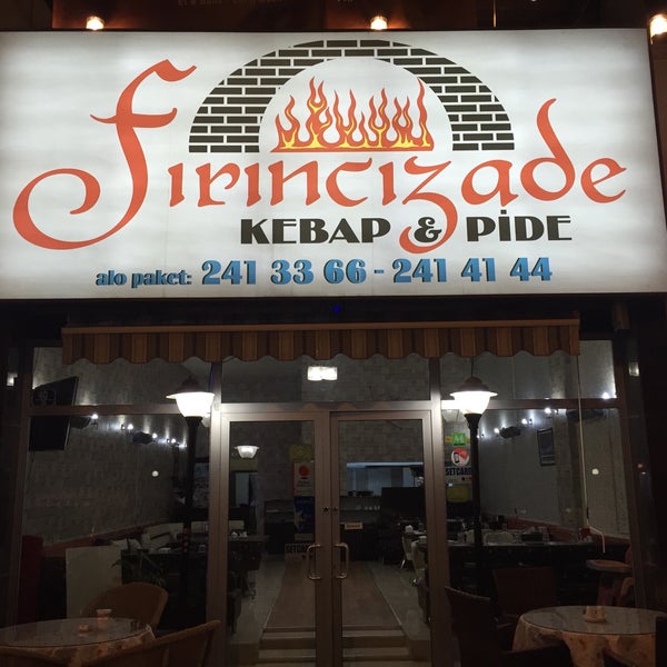 Foto diambil di Fırıncızade Kebap&amp;Pide oleh Gürkan Ç. pada 11/15/2015