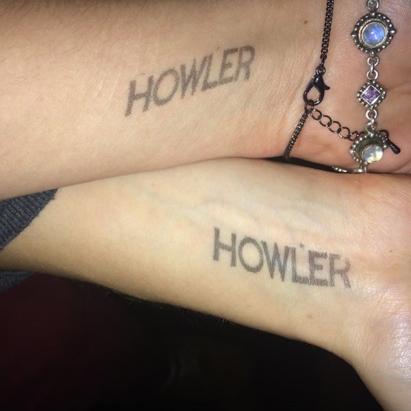 Photo taken at Howler by Jacquelyn C. on 11/21/2014