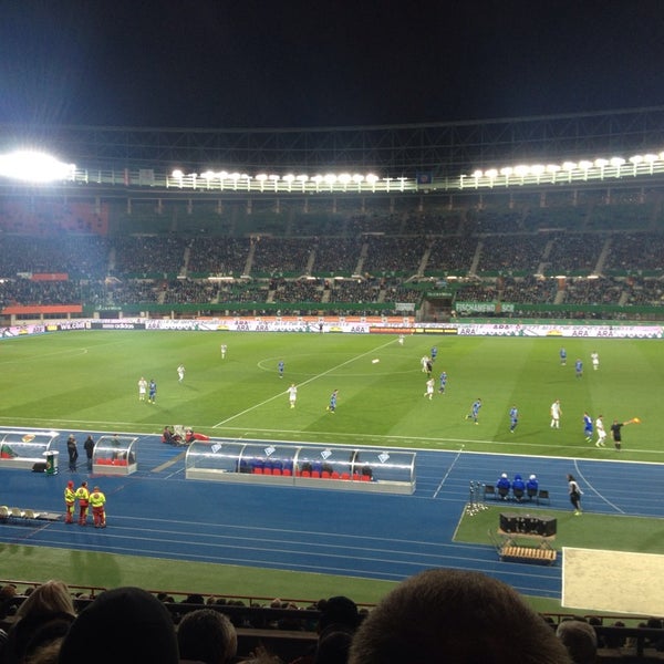 次での写真 Ernst Happel Stadion Leopoldstadt Wien Wien