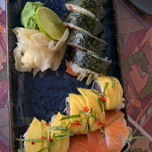 Das Foto wurde bei Sushi Corner von Elly G. am 6/12/2022 aufgenommen