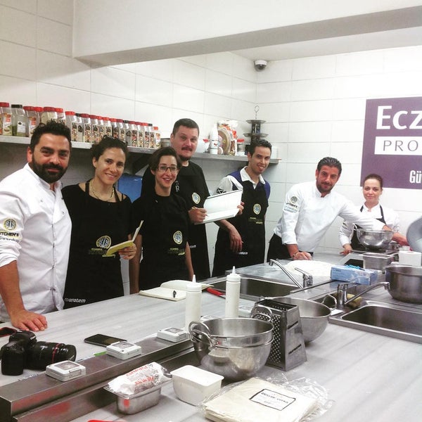 Foto diambil di İstanbul Kitchen&#39;s Academy oleh İstanbul Kitchen&#39;s Academy M. pada 7/7/2015