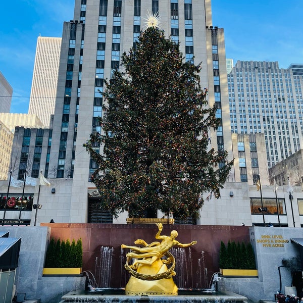 12/30/2022에 Daniel I.님이 The Rink at Rockefeller Center에서 찍은 사진