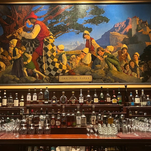 9/13/2022 tarihinde John E.ziyaretçi tarafından Pied Piper Bar &amp; Grill'de çekilen fotoğraf