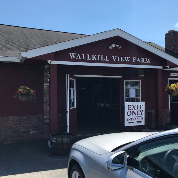 Foto tirada no(a) Wallkill View Farm Market por Dave em 6/6/2022