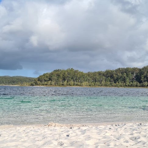 Озеро Маккензи Lake MCKENZIE