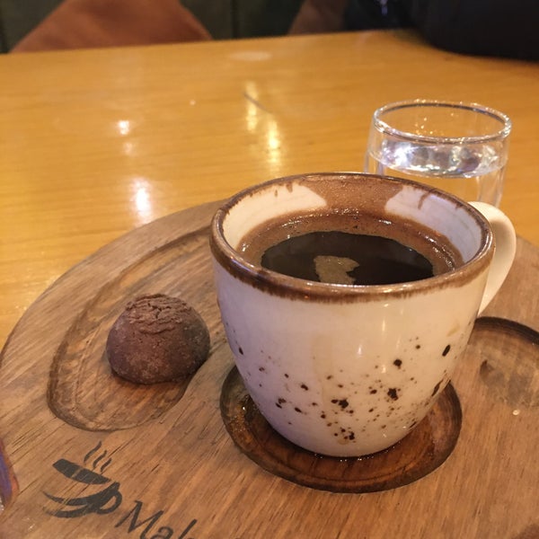 Photo taken at Mahall Cafe &amp; Restaurant by Çakır on 1/22/2020