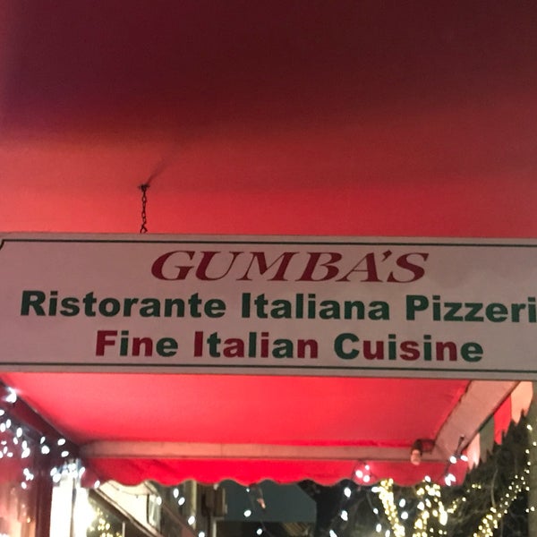 4/15/2018에 Ashwin T.님이 Gumba&#39;s Italian Restaurant에서 찍은 사진