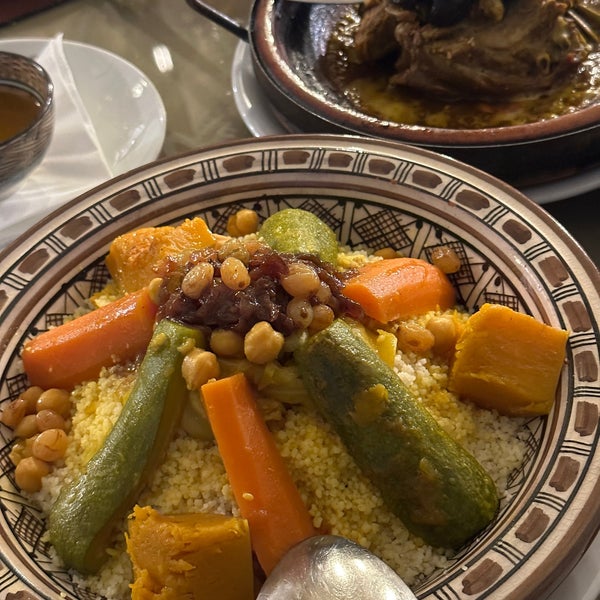 Foto scattata a Tanjiah Restaurant da Shams☀️ il 10/15/2023