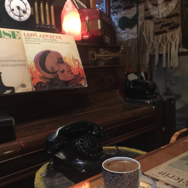 2/24/2019 tarihinde Hatice Y.ziyaretçi tarafından Piranha Cafe'de çekilen fotoğraf