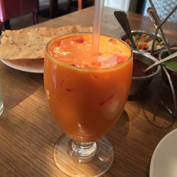 2/19/2015 tarihinde Lloyd G.ziyaretçi tarafından Anarkali Indian Restaurant'de çekilen fotoğraf