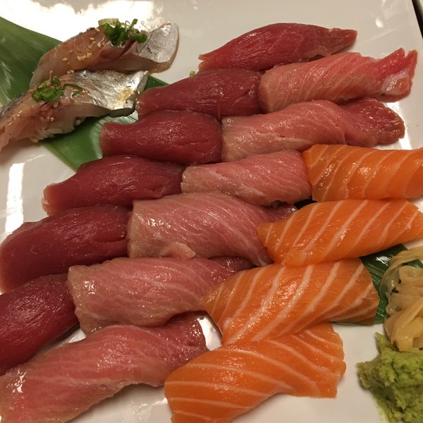 Photo taken at Sushi Go 55 by Lloyd G. on 3/27/2016