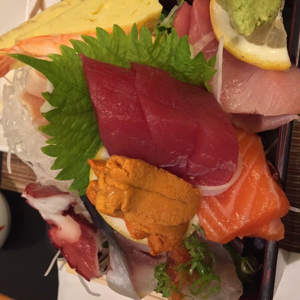 Photo taken at Sushi Go 55 by Lloyd G. on 8/1/2015
