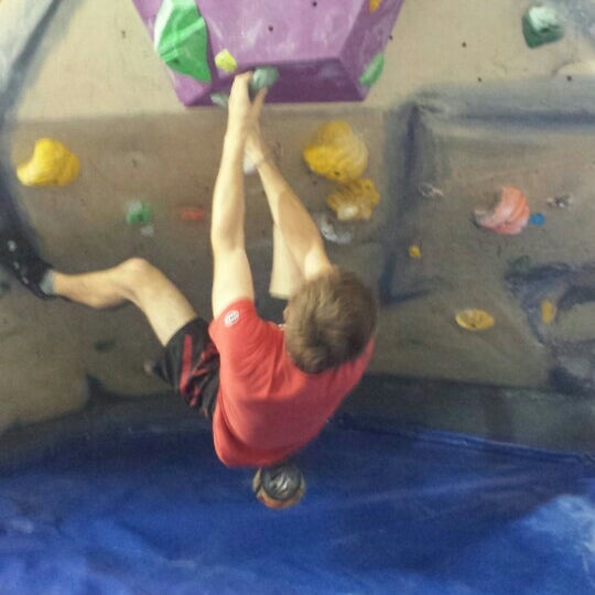 The Barn Indoor Climbing Wall Climbing Gym In Milton Abbot