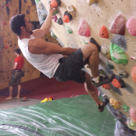 The Barn Indoor Climbing Wall Climbing Gym In Milton Abbot