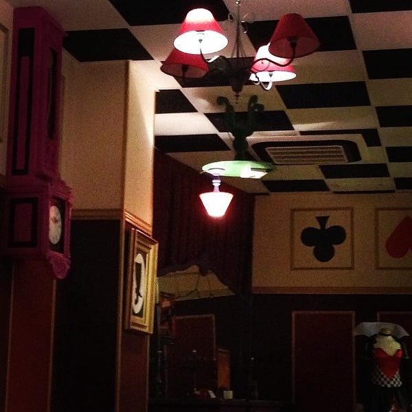 3/25/2014にVicente V.がEl Café De Las Maravillasで撮った写真