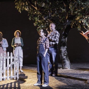 Fan of open air plays? Make sure you see To Kill a Mockingbird in Regent's Park Open Air Theatre. Most of us come into contact with this book at School and thus is linked to our own childhoods.