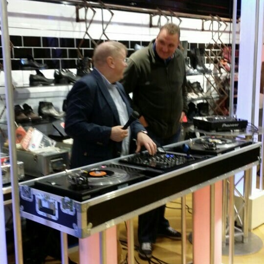 De Schoenenfabriek Shoe Store in Groningen