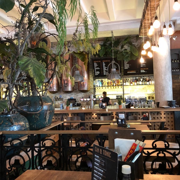 Photo taken at Bar &amp; Restaurant Milú by David on 4/8/2018