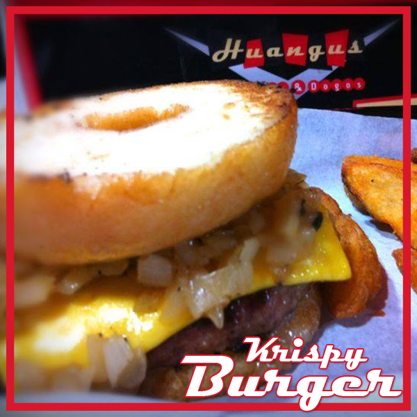 5/20/2014 tarihinde Huangus Burgerziyaretçi tarafından Huangus Burger'de çekilen fotoğraf