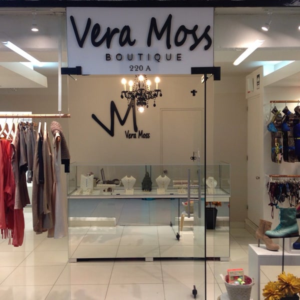 Photo taken at Vera Moss Boutique by Stephanie Z. on 9/27/2014