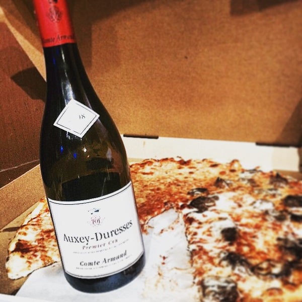 Rosetta Wines & Spirits Wine Store in New York