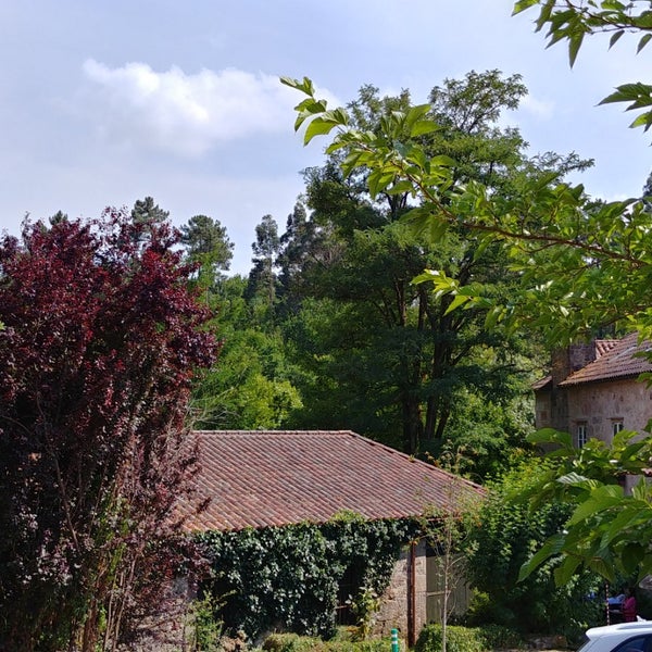 รูปภาพถ่ายที่ Hotel Spa Relais &amp; Châteaux A Quinta Da Auga โดย Santi L. เมื่อ 7/16/2019