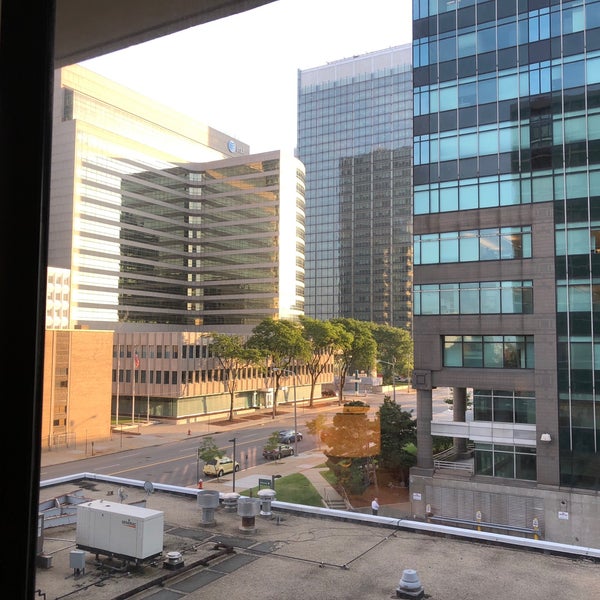 Photo taken at DoubleTree by Hilton Hotel Cleveland Downtown - Lakeside by David V. on 9/4/2018