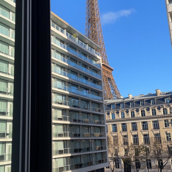 Foto diambil di Hôtel Pullman Paris Tour Eiffel oleh Abdulrahman. pada 11/25/2023