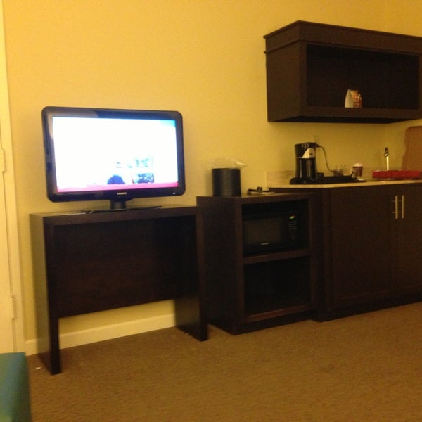 Photo taken at Fairfield Inn &amp; Suites by Marriott Atlanta Downtown by Chris A. on 2/22/2013