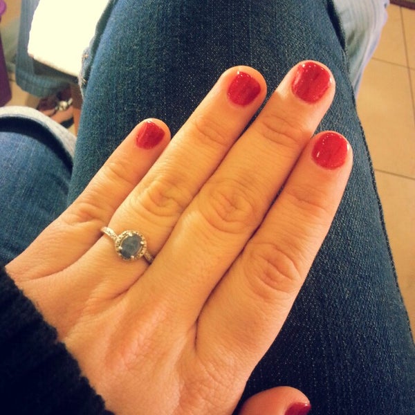 Helen Nails Highland Park Los Angeles, CA