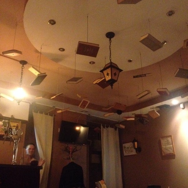 Das Foto wurde bei CupCake Cafe von Алёна am 9/10/2014 aufgenommen