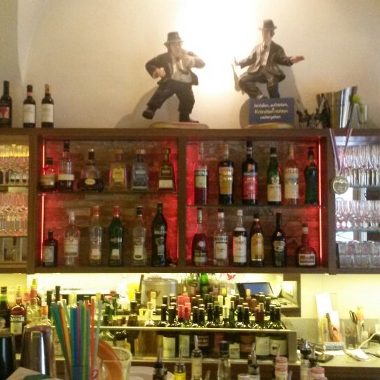 5/24/2014 tarihinde Roman V.ziyaretçi tarafından Shrimps Bar &amp; Restaurant'de çekilen fotoğraf
