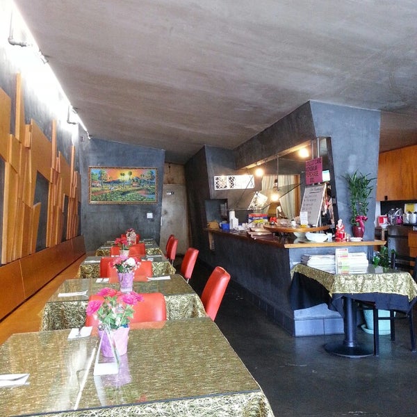 Basil Thai Coooking 411 E Huntington Dr Ste 103