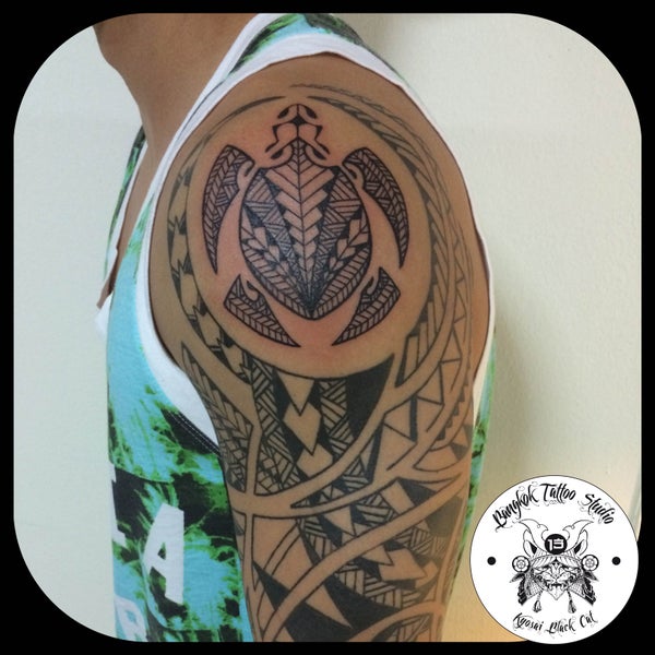 8/7/2015 tarihinde Bangkok Tattoo Studio 13 Thailandziyaretçi tarafından Bangkok Tattoo Studio 13 Thailand'de çekilen fotoğraf