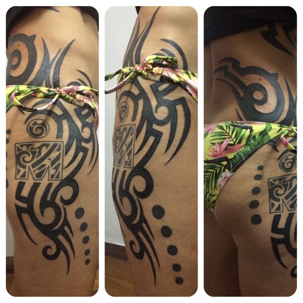 8/7/2015 tarihinde Bangkok Tattoo Studio 13 Thailandziyaretçi tarafından Bangkok Tattoo Studio 13 Thailand'de çekilen fotoğraf