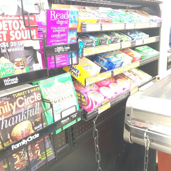 Nemenz IGA Super Center Grocery Store in Struthers