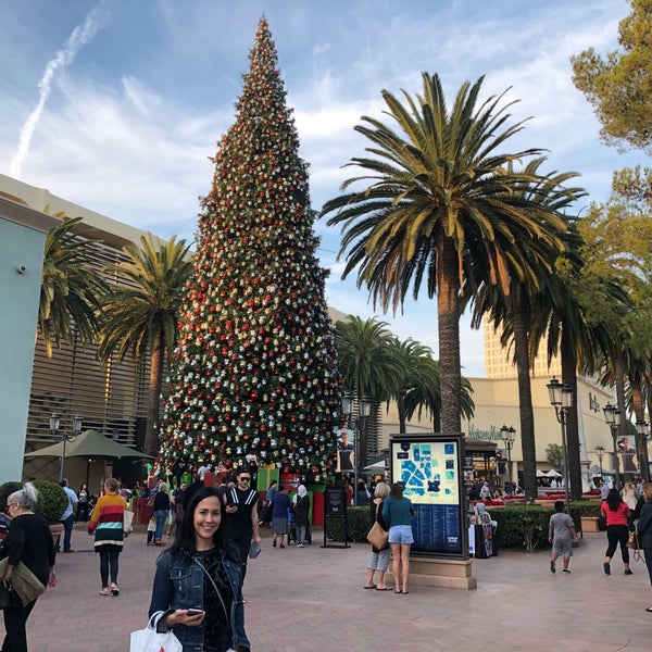 Photo prise au Fashion Island par ᴡ R. le11/19/2018