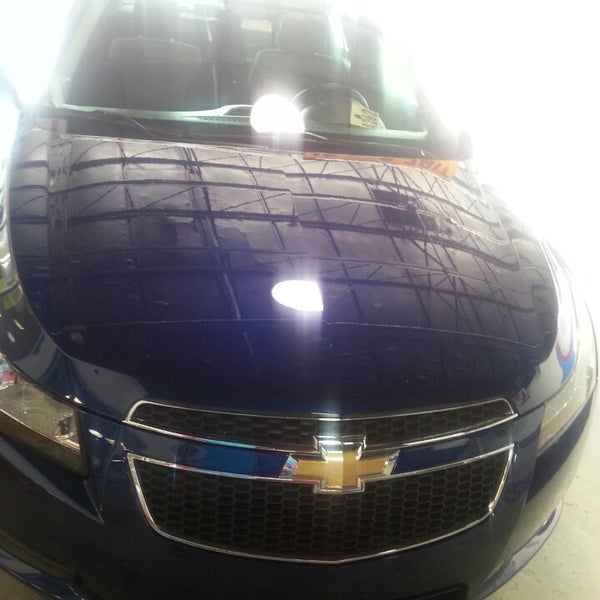 5/23/2014에 Schyler W.님이 Tropical Chevrolet에서 찍은 사진