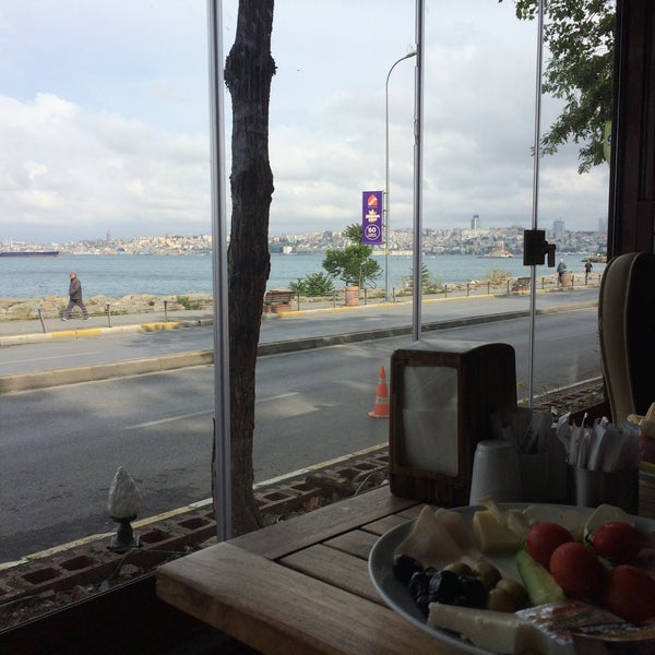 5/22/2016 tarihinde Oğuzhan B.ziyaretçi tarafından Sultanım Cafe &amp; Restaurant'de çekilen fotoğraf