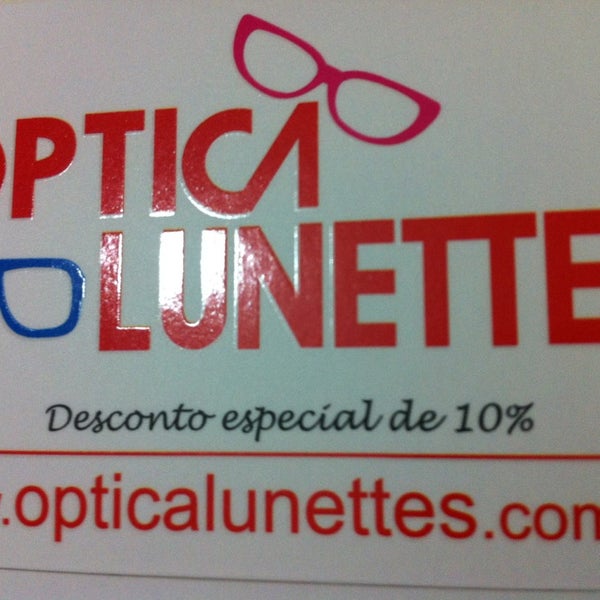 Photo taken at Óptica Lunettes by Luduarty - O. on 6/19/2013