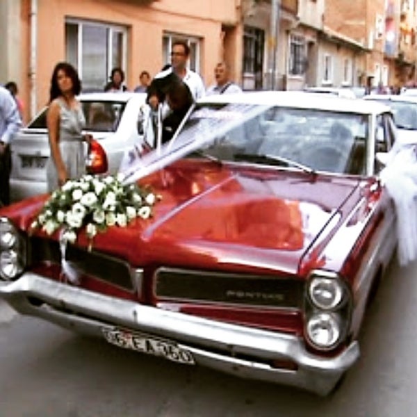 Klasik otomobil hayali olanlara. #antalya #klasik #araba #gelin #düğün #sünnet