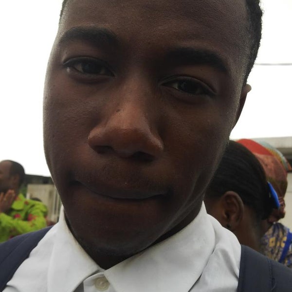 Eglise Vases d'Honneur Centre KODESH Église