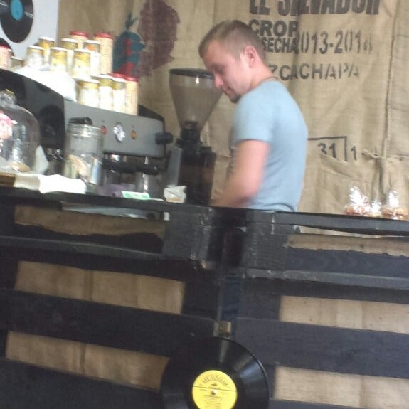 9/19/2014에 Маша М.님이 Кофейная мастерская에서 찍은 사진